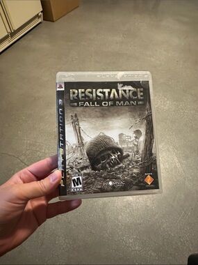 Sony PlayStation 3 Resistance: Fall of Man - Black & Gray Cover